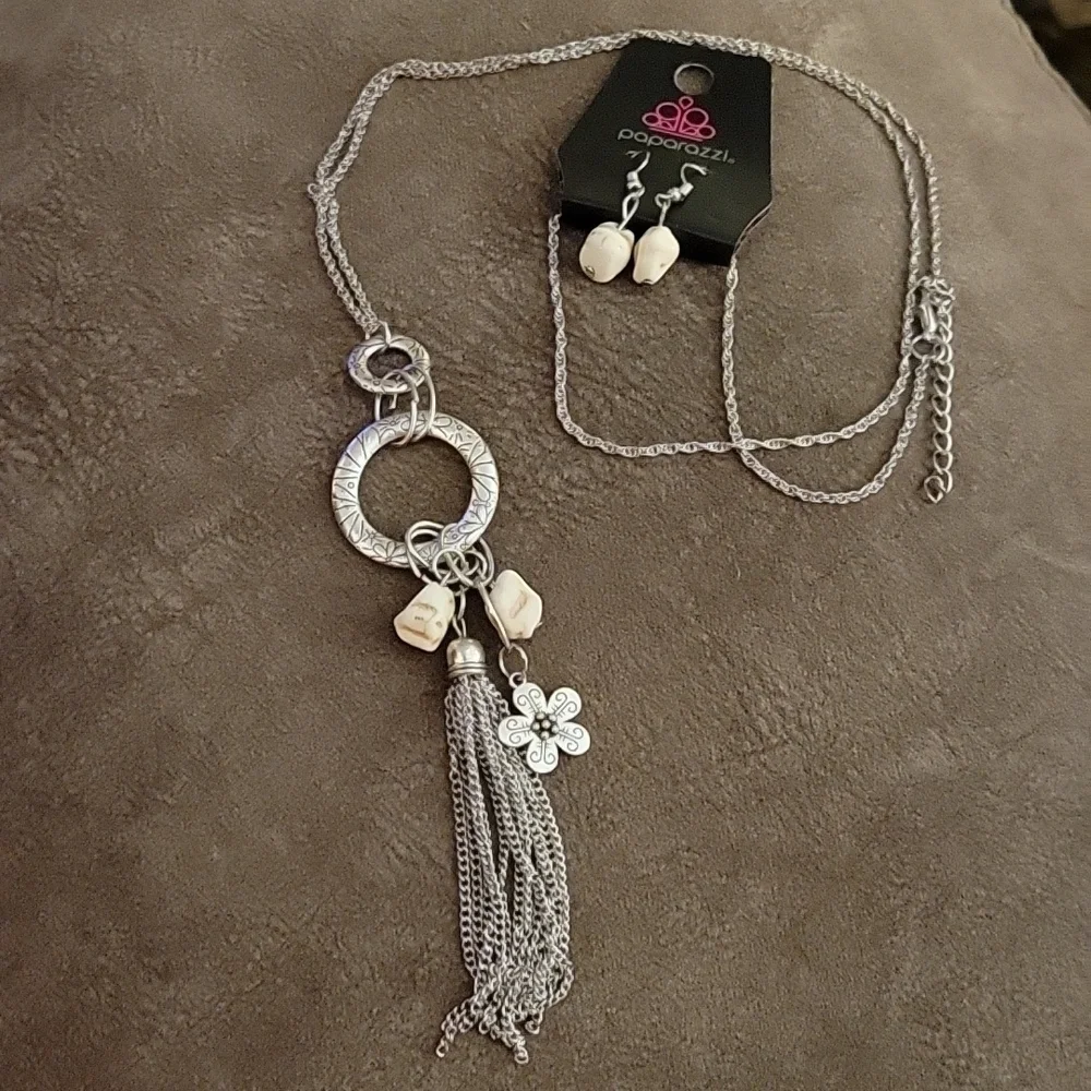3/$20 PAPARAZZI Tour de Desert White Tassel Festival Necklace Earrings Set
